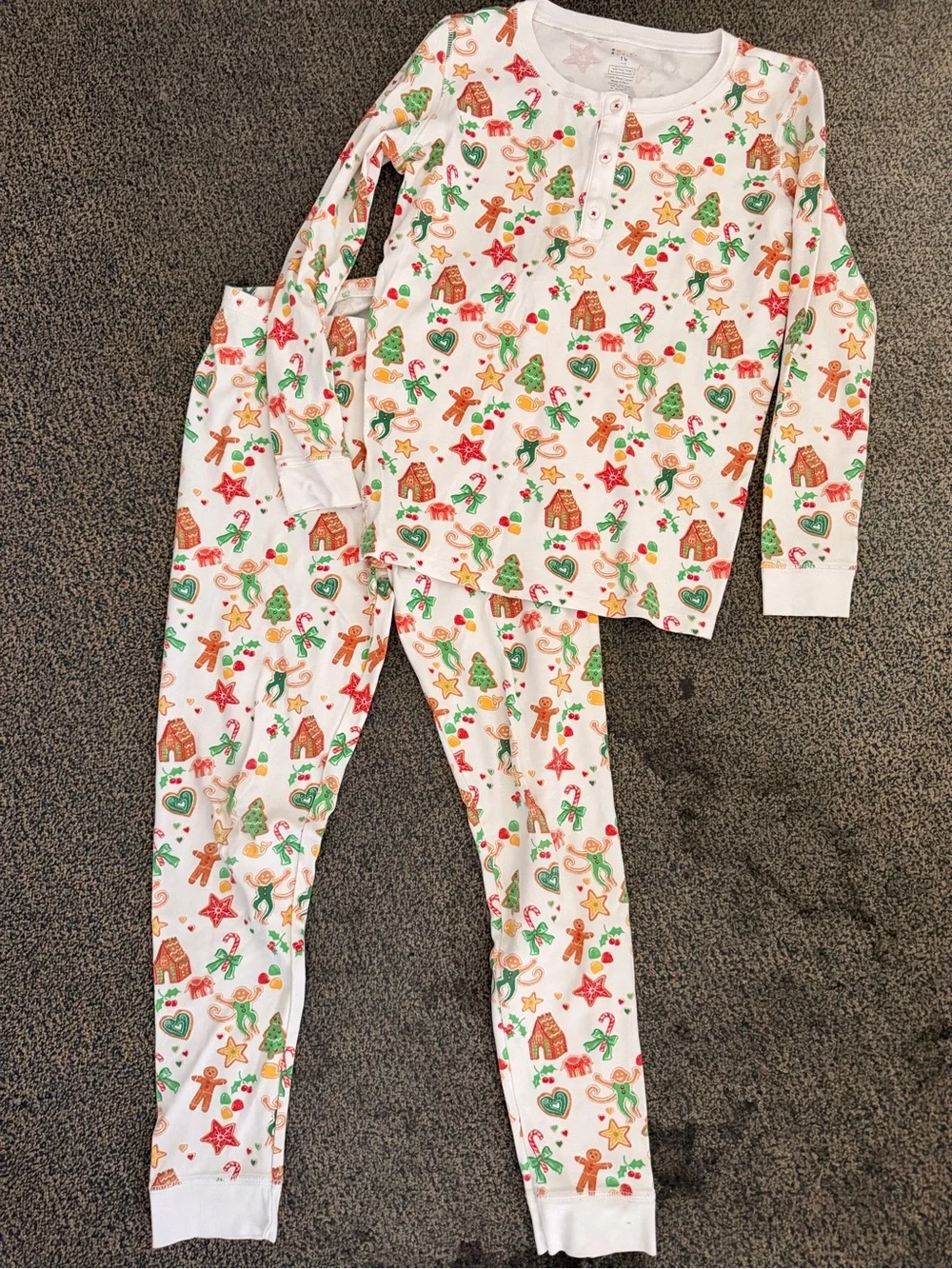 Roller rabbit Kids' White Holiday Gingerbread Pajama Top
